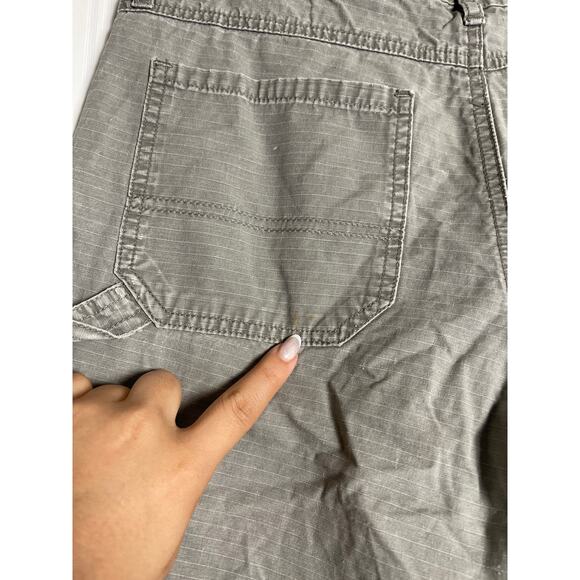 UnionBay VTG Y2K Distress Logo Cargo Shorts Womens Size 9 Gray Street Style Rave - Picture 5 of 12